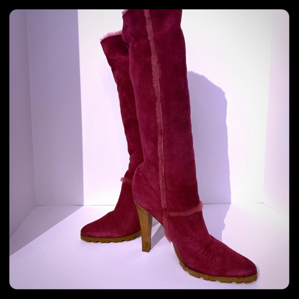 Great condition Casadei shearling lined sued boots